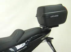 shad-fijaci-n-top-master-para-maleta-superior-en-gilera-nexus-500 image 1