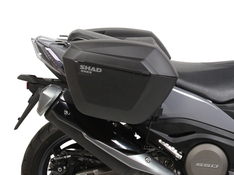 shad-3p-system-fijaci-n-lateral-para-kymco-ak-550 image 3