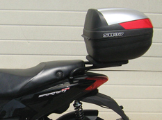shad-top-master-fijaci-n-maleta-superior-aprilia-sportcity-125 image 1