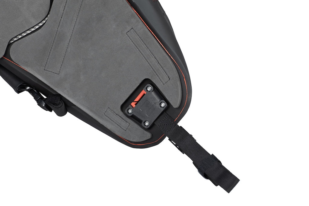 enduristan-hailstorm-50-bolsa-trasera-impermeable-rackless-para-motos-adventure image 3