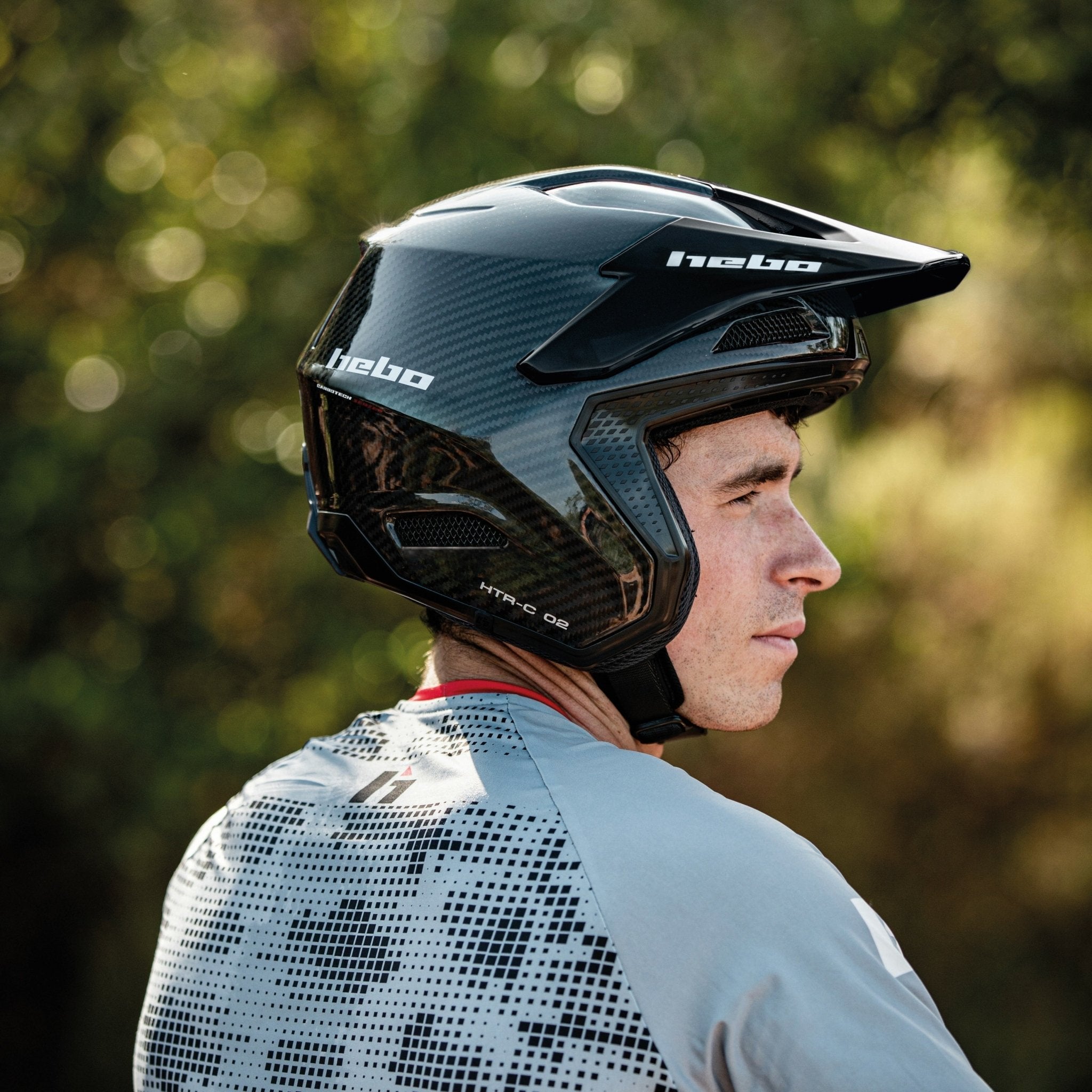 hebo-casco-zone-race-carbon-k3-950g-triple-densidad-eps-homologado image 4
