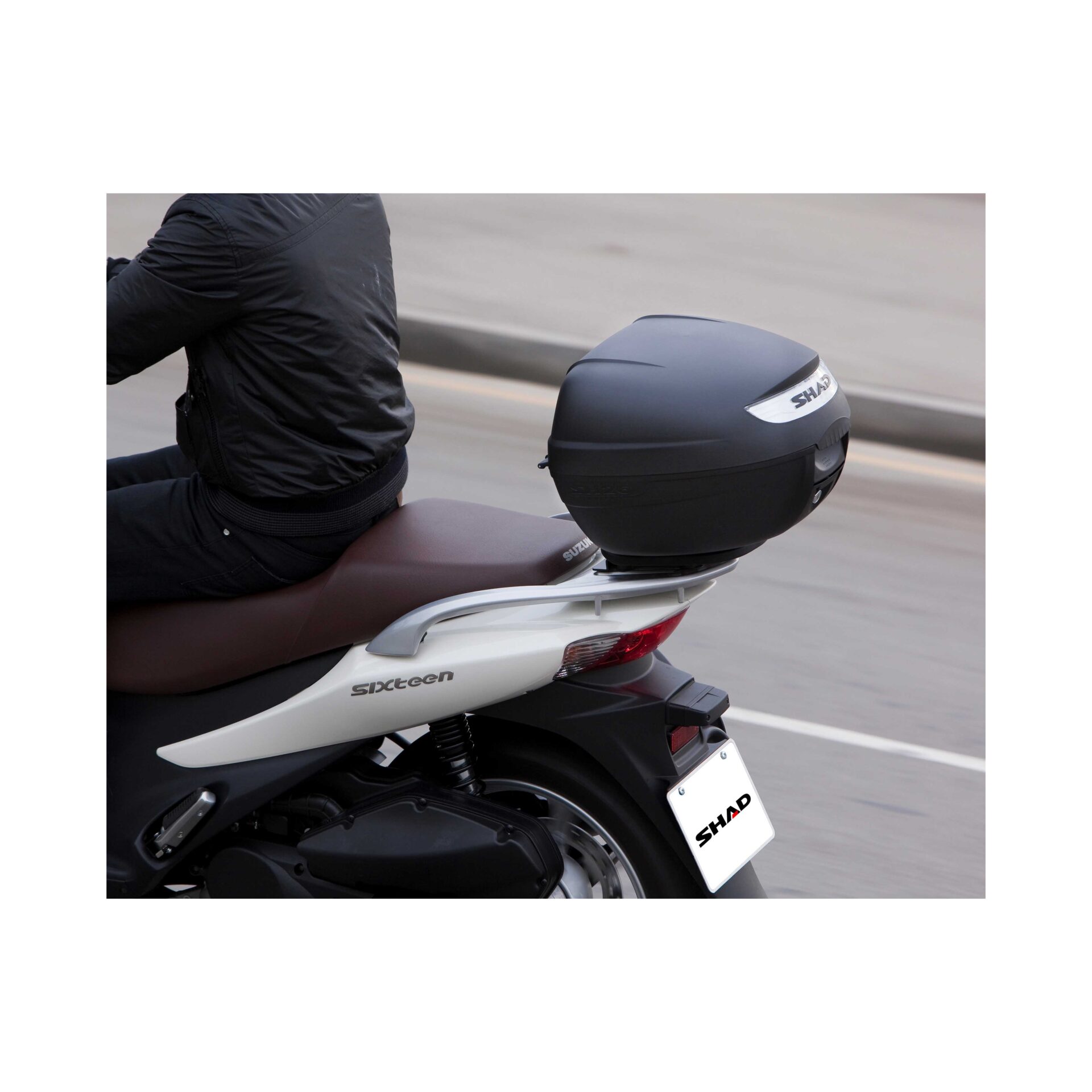 shad-top-case-sh26-ba-l-trasero-para-scooter-con-capacidad-para-1-casco-integral image 6