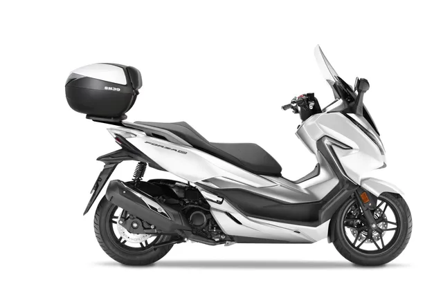 shad-top-master-fijaci-n-para-maleta-superior-honda-adv-350-forza-125-300 image 1