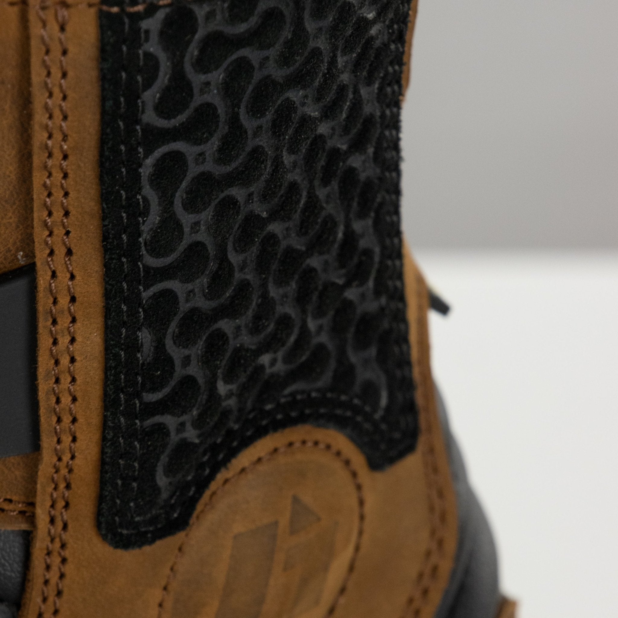 botas-hebo-track-short-trail-adventure-piel-impermeable-con-doble-microcierre image 4