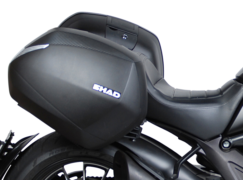 shad-3p-system-fijaci-n-lateral-para-ducati-diavel-1200 image 2